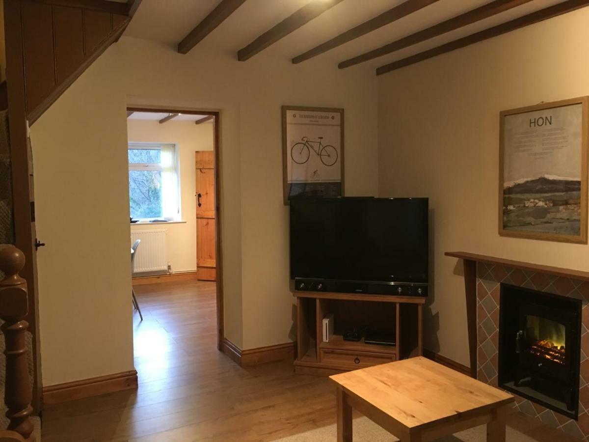 Selah Cottage, 21 Queen Street Pontrhydyfen Buitenkant foto